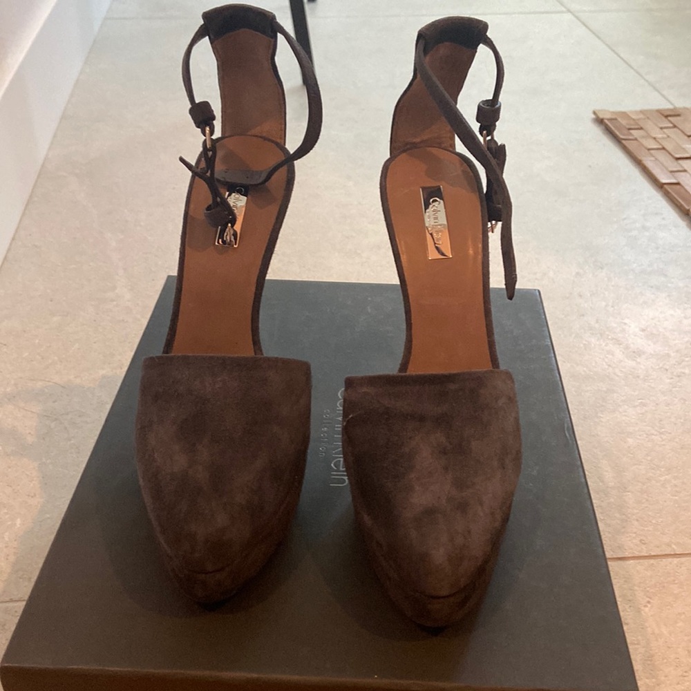 New Calvin Klein collection size 37 heels